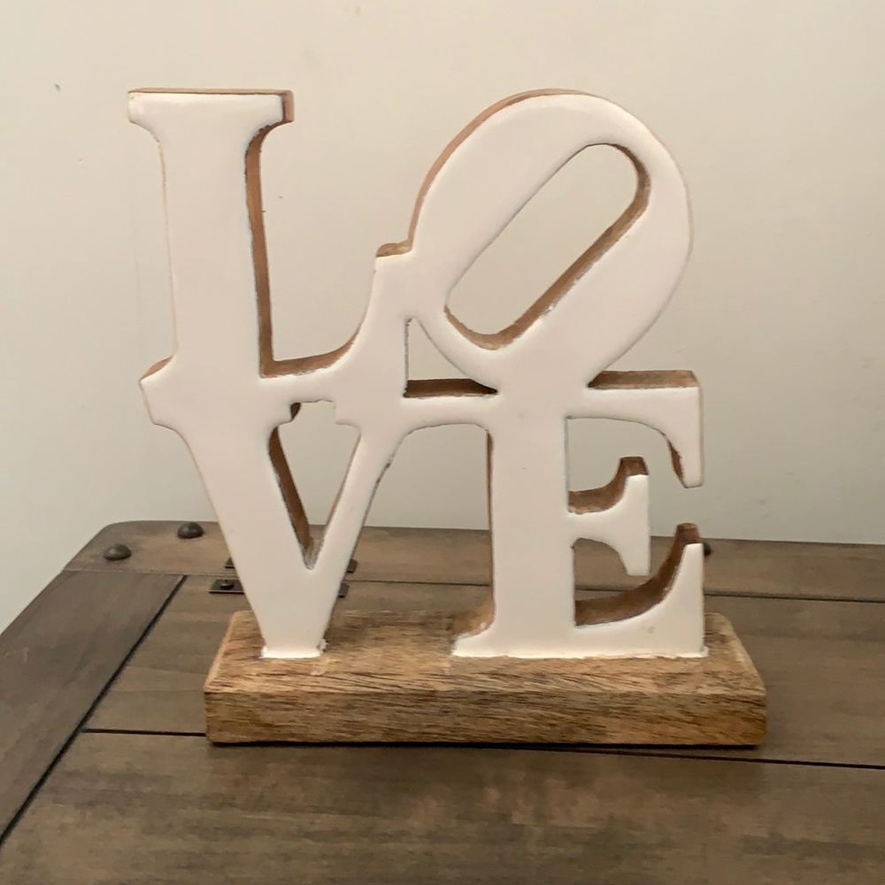 LOVE Sign/Decor